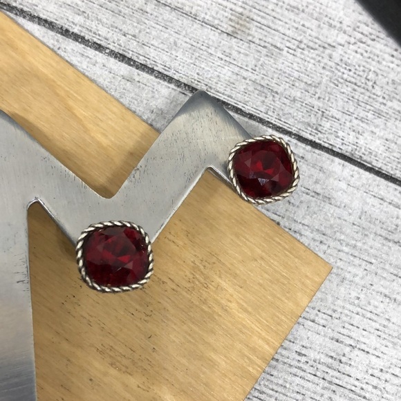 Bundle lot 2 dark red crystal earrings Avon and more - Picture 6 of 6